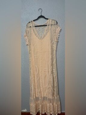 Cream Lace Maxi Dress - V-Neck Overlay